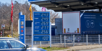 benzinpreise-steigen-weiter