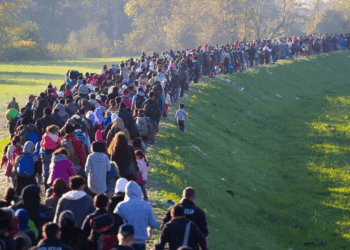 pakistan-zwingt-eine-million-afghanen-zur-rueckkehr