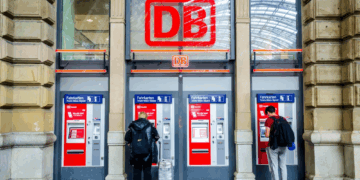 bahn-senkt-verluste-deutlich,-kämpft-weiter-mit-problemen