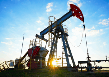 ölpreise-fallen-auf-neuen-fünfmonatstiefstand