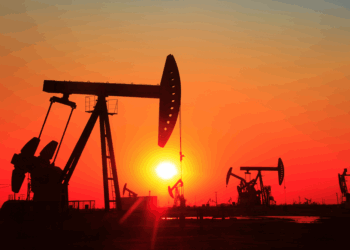 us-sanktionen-treiben-ölpreise-hoch-–-indien-im-fokus