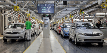 deutscher-automarkt-im-umbruch-–-verband-warnt-vor-jobkrise