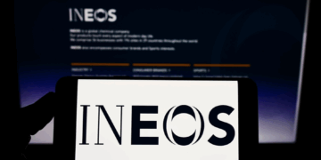 europas-chemie-bricht-zusammen:-ineos-verlässt-deutschland