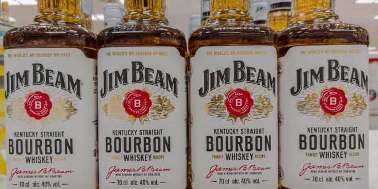 us-whiskey-im-gegenwind-–-trumps-zölle-treffen-branche-hart