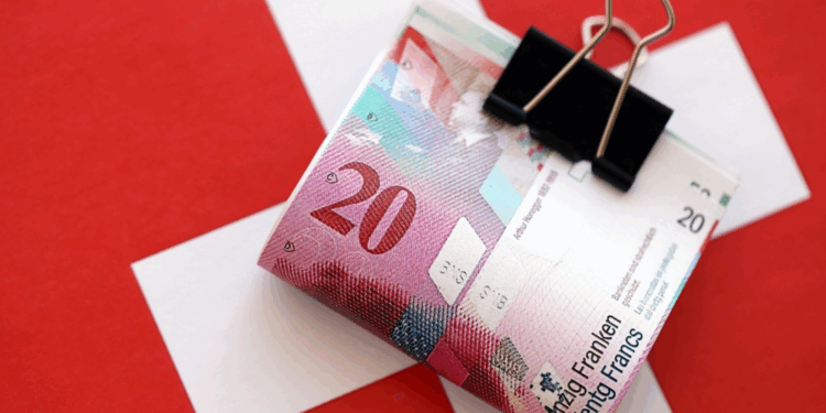 schweizer-franken-unter-druck-–-zinswende-rückt-näher